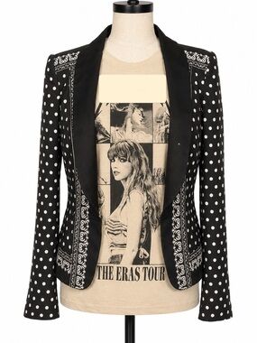 WHBM silk black & white print smoking jacket. Hook closure- 4